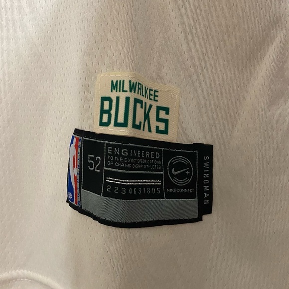 NWT Cream City Milwaukee Bucks Jersey w/ Harley-Davidson & Nike Logos - Picture 4 of 11